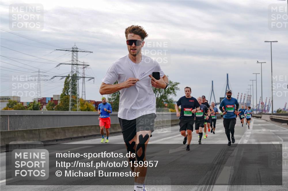 03.10.2025 - Köhlbrandbrückenlauf Michael Burmester http://msf.ph/oto/9159957 03.10.2025 15:49:10 Position 3  meine-sportfotos.de