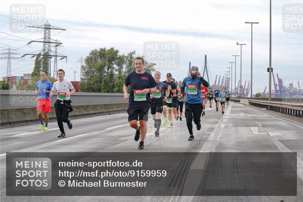 03.10.2025 - Köhlbrandbrückenlauf Michael Burmester http://msf.ph/oto/9159959 03.10.2025 15:49:12 Position 3 7016 meine-sportfotos.de
