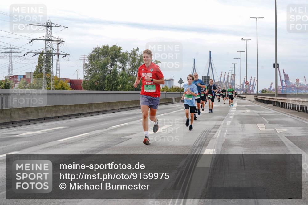 03.10.2025 - Köhlbrandbrückenlauf Michael Burmester http://msf.ph/oto/9159975 03.10.2025 15:49:18 Position 3 96, 247 meine-sportfotos.de