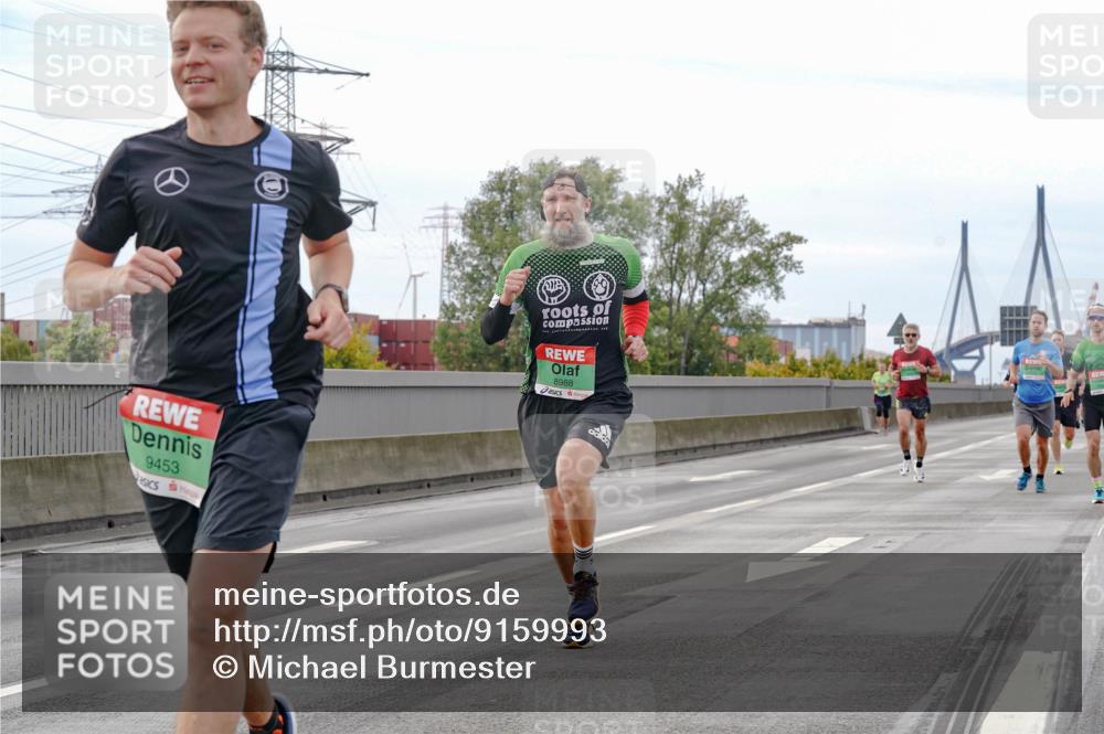 03.10.2025 - Köhlbrandbrückenlauf Michael Burmester http://msf.ph/oto/9159993 03.10.2025 15:49:26 Position 3 9453, 8988 meine-sportfotos.de