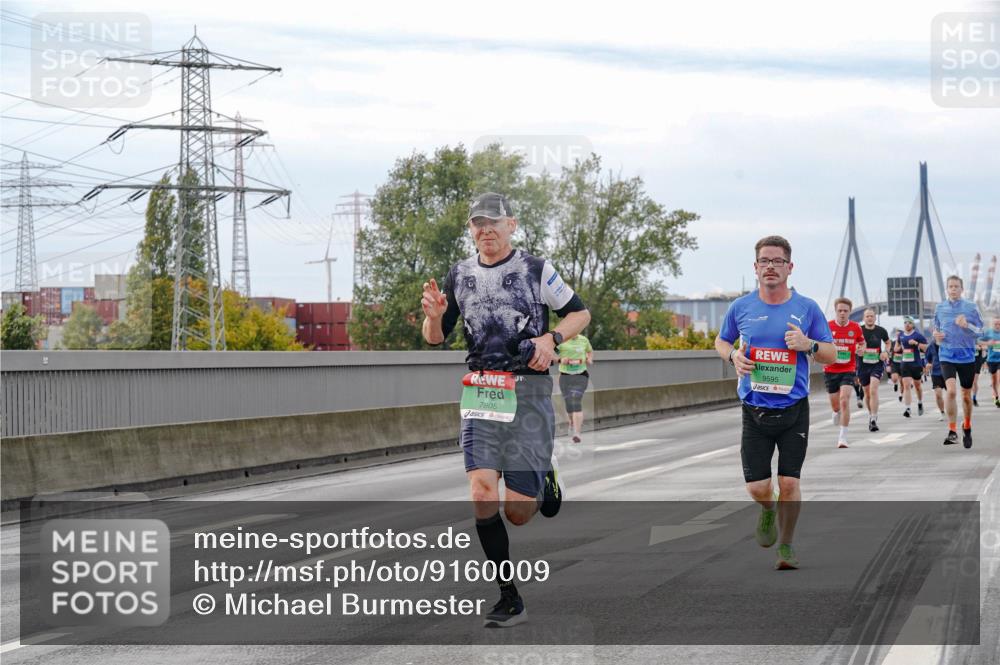 03.10.2025 - Köhlbrandbrückenlauf Michael Burmester http://msf.ph/oto/9160009 03.10.2025 15:49:36 Position 3 7805, 9595 meine-sportfotos.de