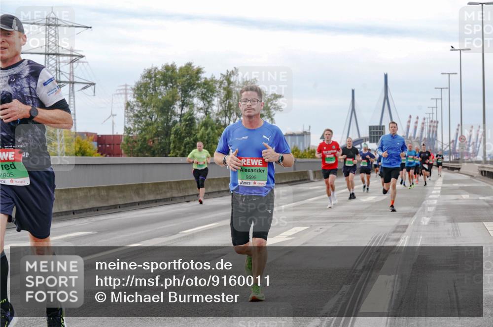 03.10.2025 - Köhlbrandbrückenlauf Michael Burmester http://msf.ph/oto/9160011 03.10.2025 15:49:37 Position 3 7805, 9595 meine-sportfotos.de