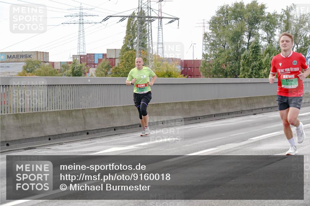 03.10.2025 - Köhlbrandbrückenlauf Michael Burmester http://msf.ph/oto/9160018 03.10.2025 15:49:42 Position 3 7278, 96, 9115 meine-sportfotos.de