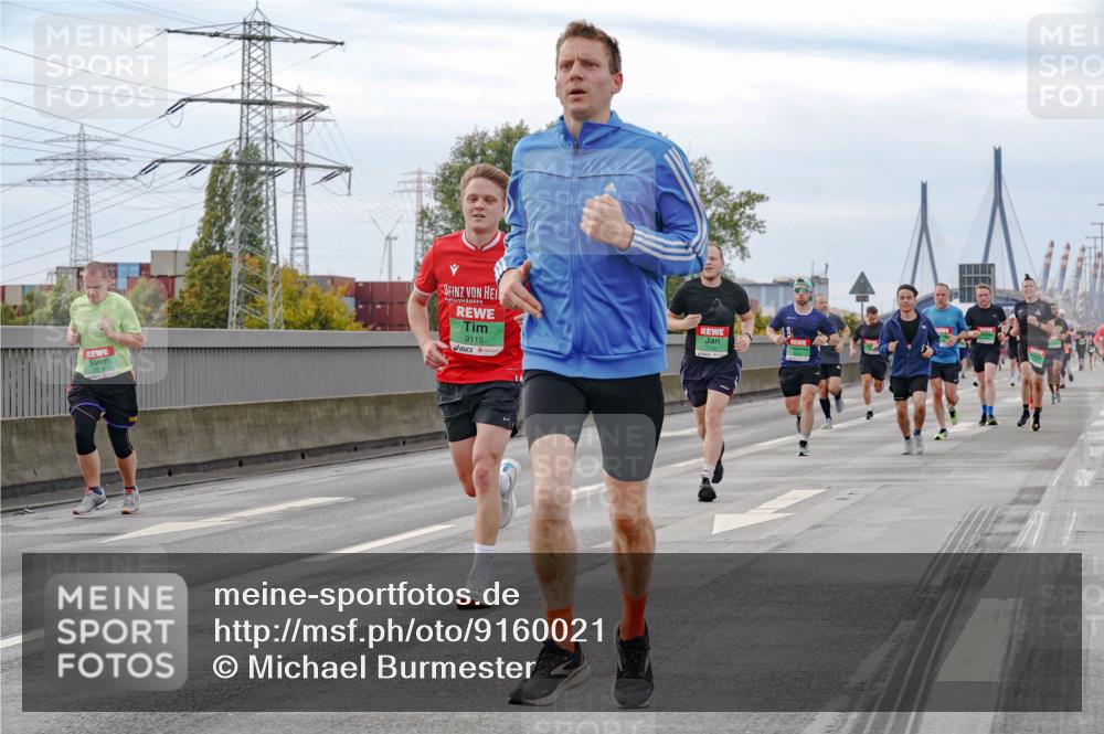 03.10.2025 - Köhlbrandbrückenlauf Michael Burmester http://msf.ph/oto/9160021 03.10.2025 15:49:43 Position 3 9115 meine-sportfotos.de
