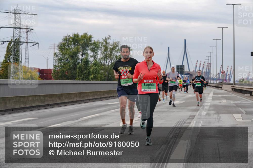 03.10.2025 - Köhlbrandbrückenlauf Michael Burmester http://msf.ph/oto/9160050 03.10.2025 15:49:55 Position 3 9666, 7386 meine-sportfotos.de
