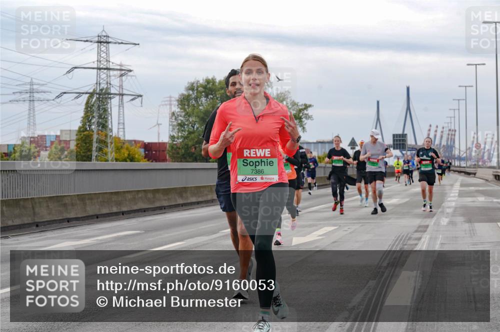 03.10.2025 - Köhlbrandbrückenlauf Michael Burmester http://msf.ph/oto/9160053 03.10.2025 15:49:57 Position 3 7386 meine-sportfotos.de