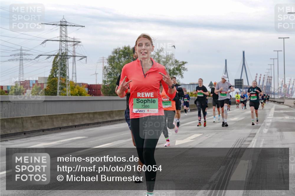 03.10.2025 - Köhlbrandbrückenlauf Michael Burmester http://msf.ph/oto/9160054 03.10.2025 15:49:57 Position 3 7386 meine-sportfotos.de