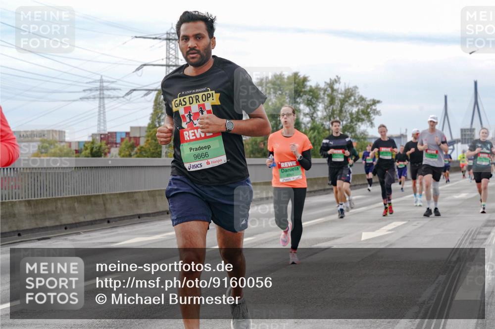03.10.2025 - Köhlbrandbrückenlauf Michael Burmester http://msf.ph/oto/9160056 03.10.2025 15:49:58 Position 3 9666, 8994 meine-sportfotos.de