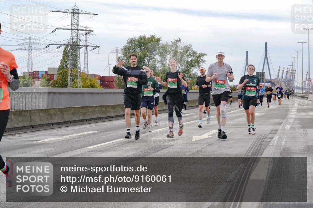 03.10.2025 - Köhlbrandbrückenlauf Michael Burmester http://msf.ph/oto/9160061 03.10.2025 15:50:00 Position 3 9569 meine-sportfotos.de