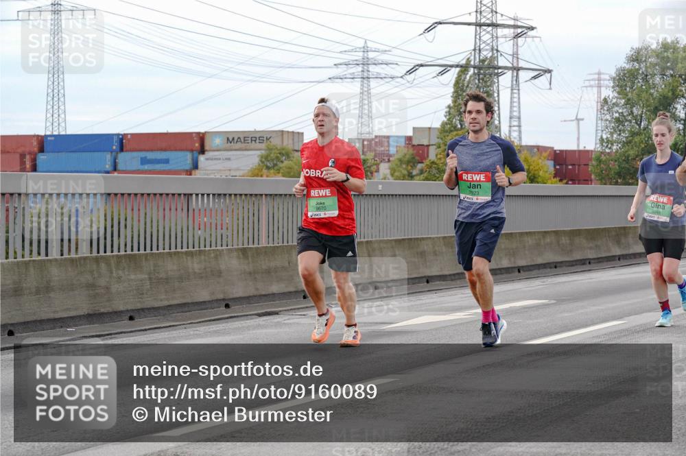 03.10.2025 - Köhlbrandbrückenlauf Michael Burmester http://msf.ph/oto/9160089 03.10.2025 15:50:12 Position 3 2, 7923, 8048, 9670 meine-sportfotos.de
