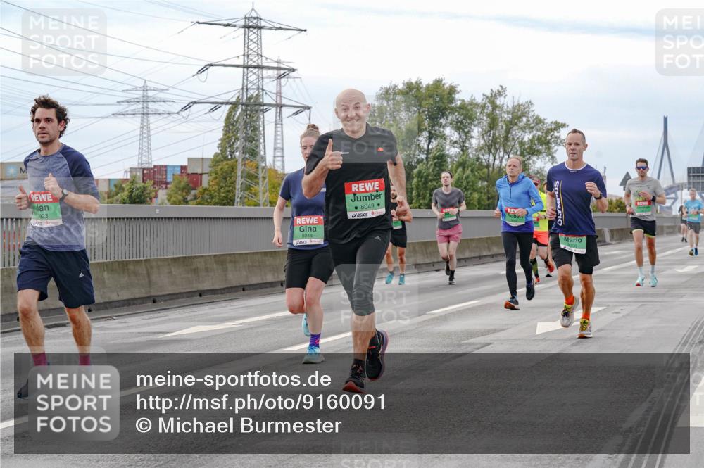 03.10.2025 - Köhlbrandbrückenlauf Michael Burmester http://msf.ph/oto/9160091 03.10.2025 15:50:13 Position 3 1923, 8048, 8049, 306 meine-sportfotos.de