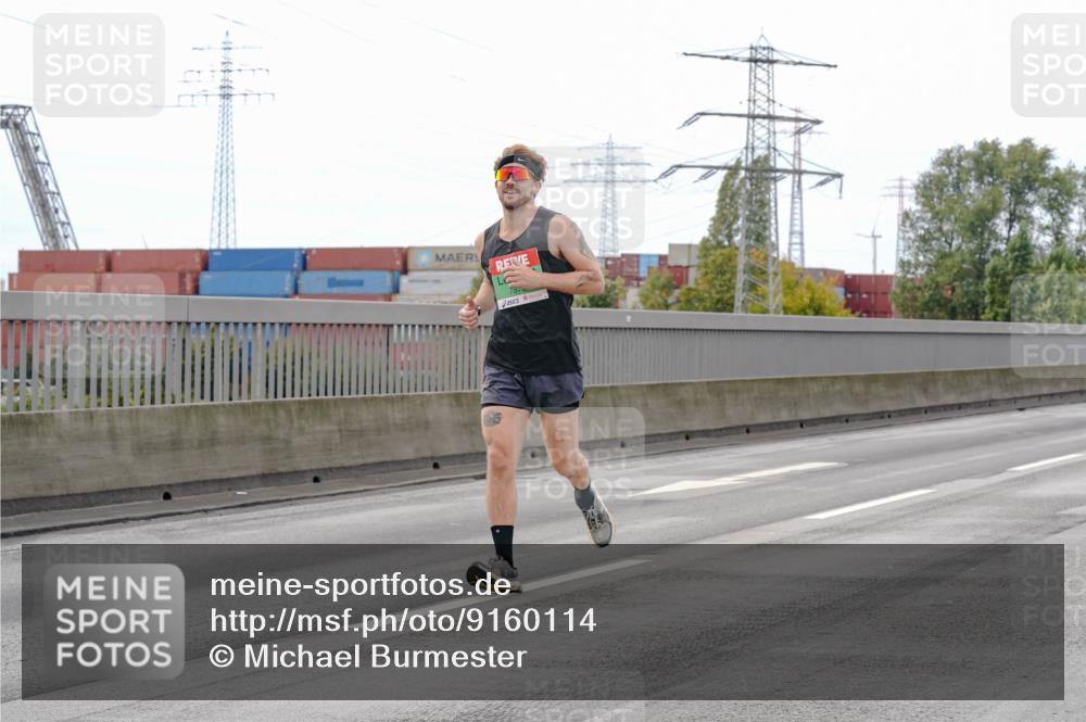 03.10.2025 - Köhlbrandbrückenlauf Michael Burmester http://msf.ph/oto/9160114 03.10.2025 15:50:20 Position 3 7875 meine-sportfotos.de