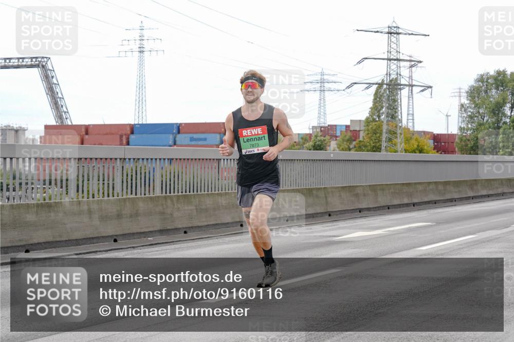 03.10.2025 - Köhlbrandbrückenlauf Michael Burmester http://msf.ph/oto/9160116 03.10.2025 15:50:20 Position 3 7873 meine-sportfotos.de
