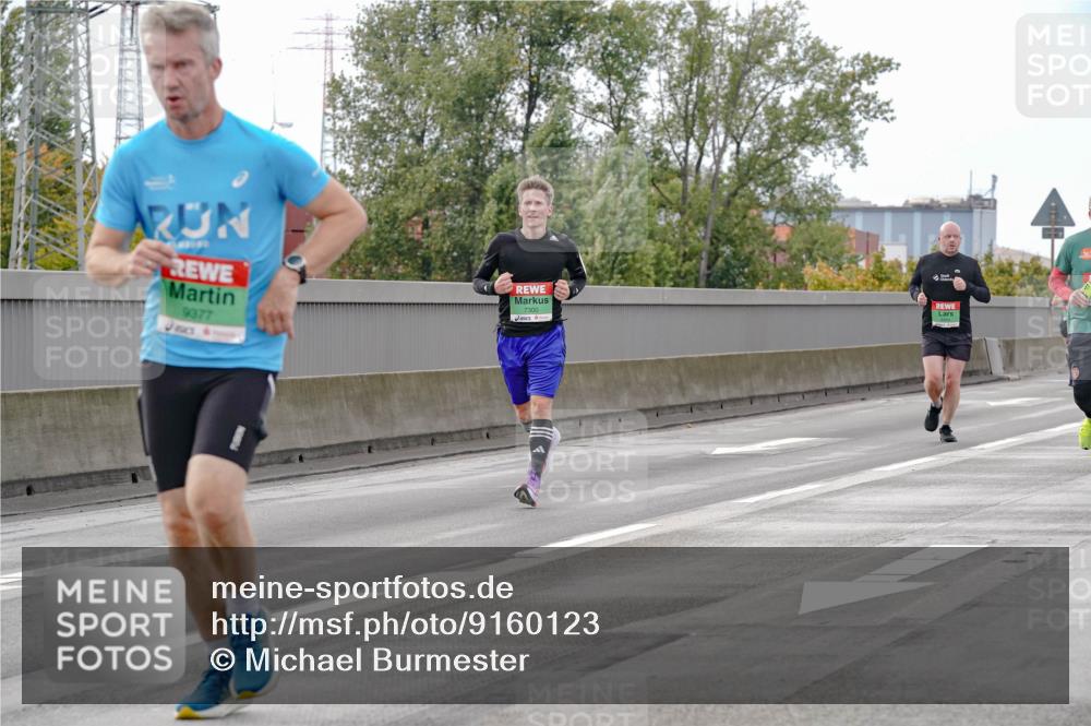 03.10.2025 - Köhlbrandbrückenlauf Michael Burmester http://msf.ph/oto/9160123 03.10.2025 15:50:25 Position 3 7300, 9377 meine-sportfotos.de