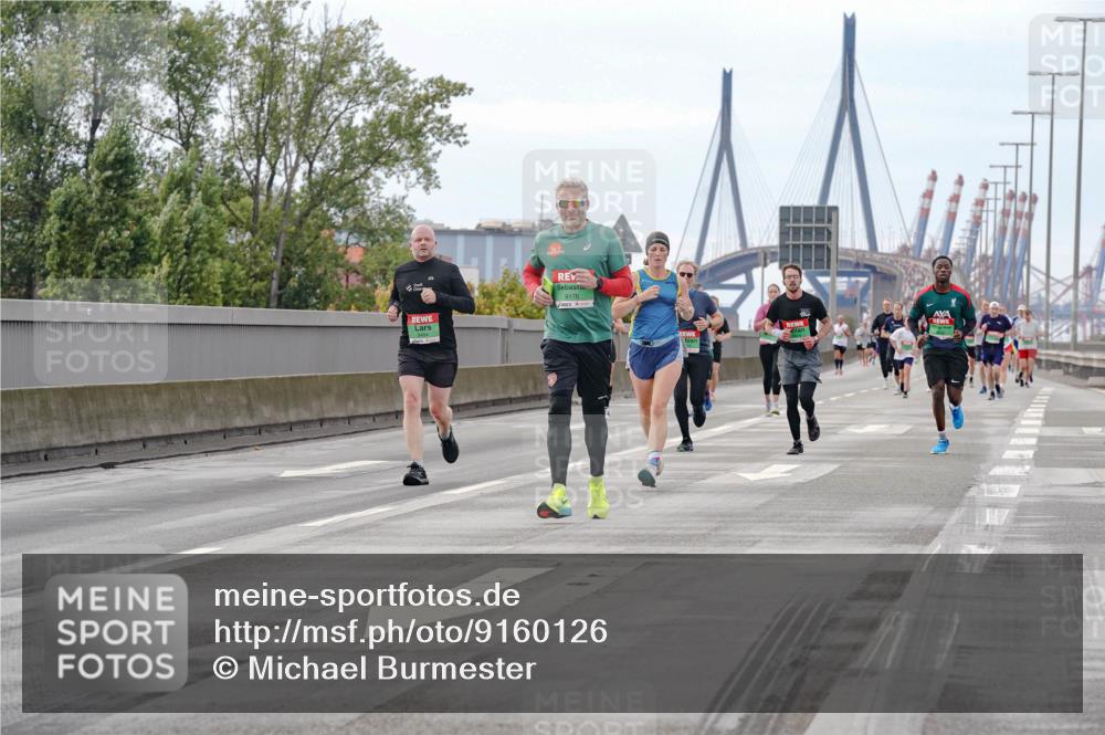 03.10.2025 - Köhlbrandbrückenlauf Michael Burmester http://msf.ph/oto/9160126 03.10.2025 15:50:26 Position 3 9176 meine-sportfotos.de