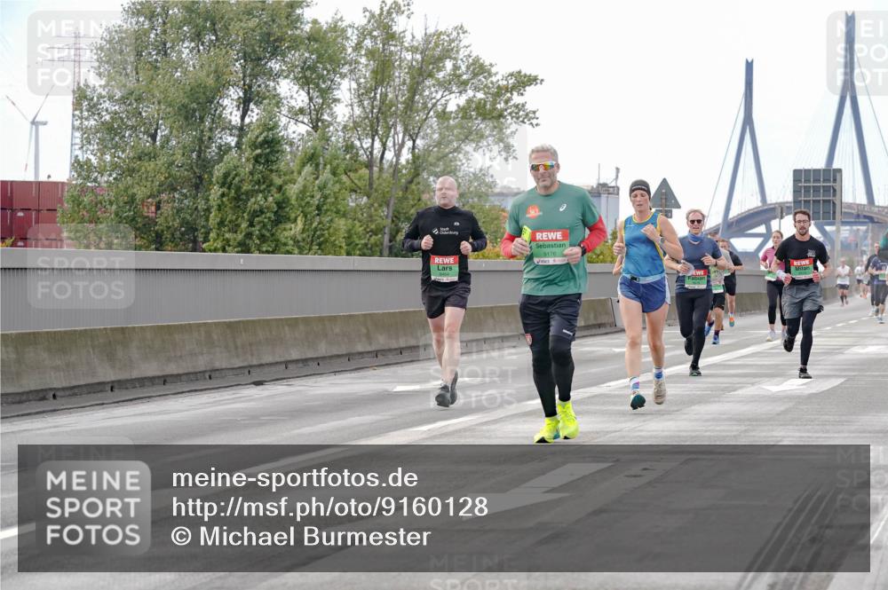 03.10.2025 - Köhlbrandbrückenlauf Michael Burmester http://msf.ph/oto/9160128 03.10.2025 15:50:27 Position 3 9176 meine-sportfotos.de