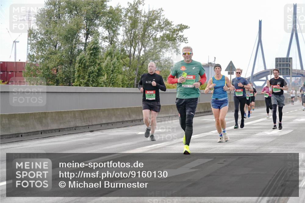 03.10.2025 - Köhlbrandbrückenlauf Michael Burmester http://msf.ph/oto/9160130 03.10.2025 15:50:27 Position 3 9484, 9176 meine-sportfotos.de