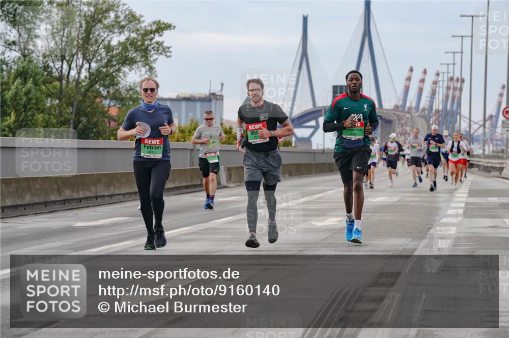 03.10.2025 - Köhlbrandbrückenlauf Michael Burmester http://msf.ph/oto/9160140 03.10.2025 15:50:32 Position 3 9619, 9632, 72 meine-sportfotos.de