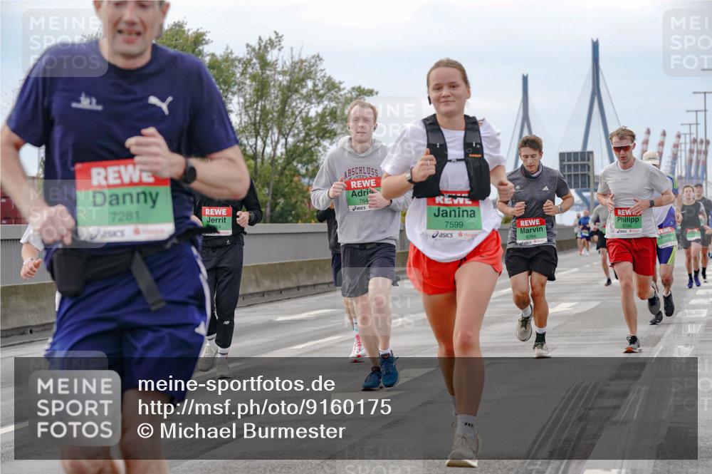 03.10.2025 - Köhlbrandbrückenlauf Michael Burmester http://msf.ph/oto/9160175 03.10.2025 15:50:51 Position 3 7281, 764, 7599, 8786, 8784 meine-sportfotos.de
