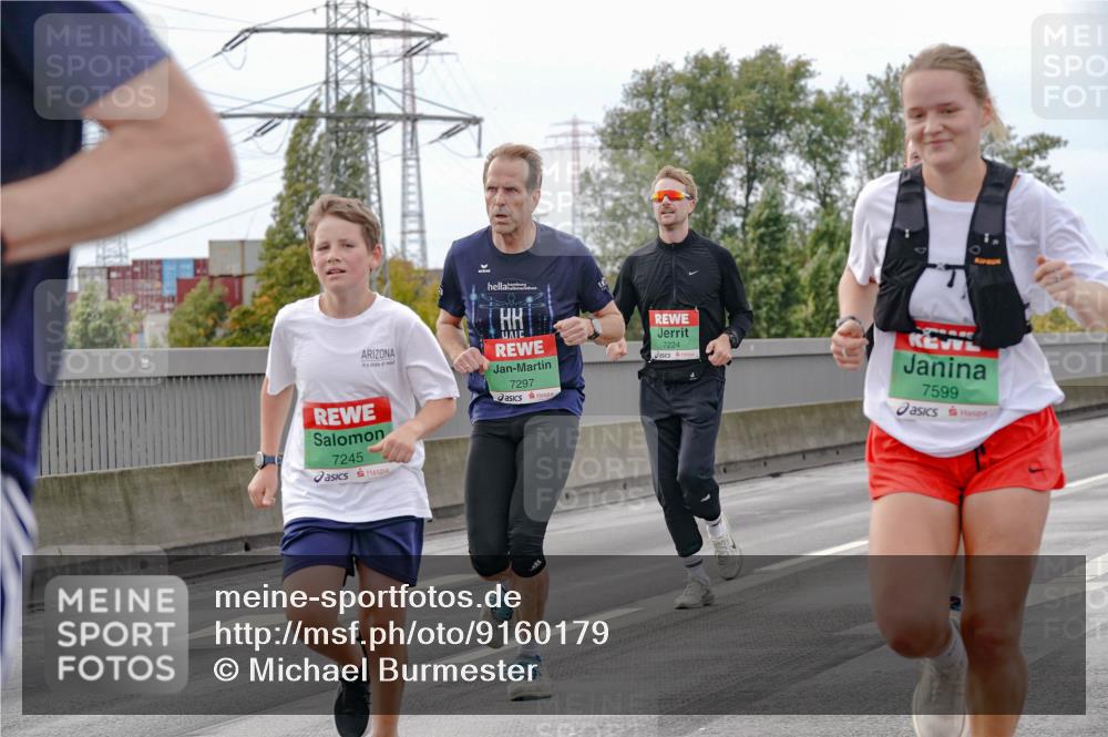03.10.2025 - Köhlbrandbrückenlauf Michael Burmester http://msf.ph/oto/9160179 03.10.2025 15:50:52 Position 3 7297, 7224, 7245, 7599 meine-sportfotos.de