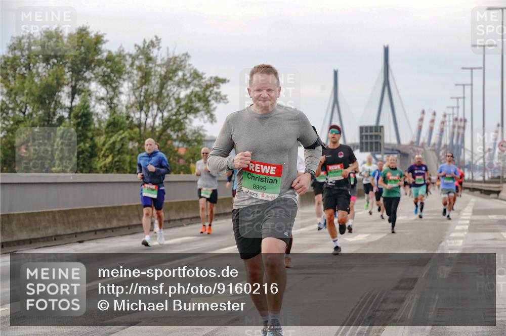 03.10.2025 - Köhlbrandbrückenlauf Michael Burmester http://msf.ph/oto/9160216 03.10.2025 15:51:16 Position 3 8995 meine-sportfotos.de