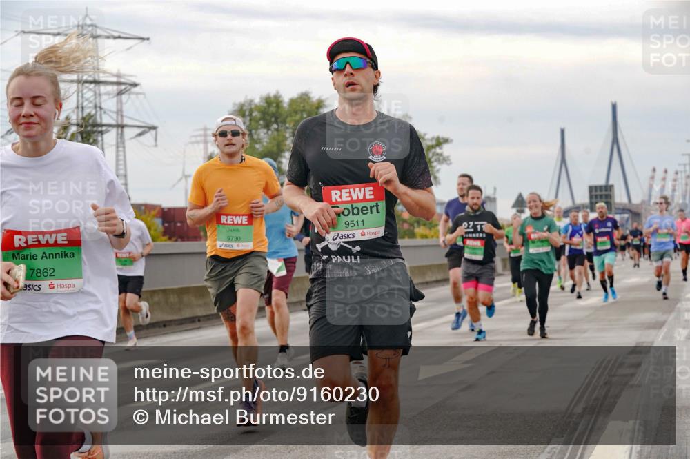 03.10.2025 - Köhlbrandbrückenlauf Michael Burmester http://msf.ph/oto/9160230 03.10.2025 15:51:21 Position 3 7862, 9730, 9511 meine-sportfotos.de