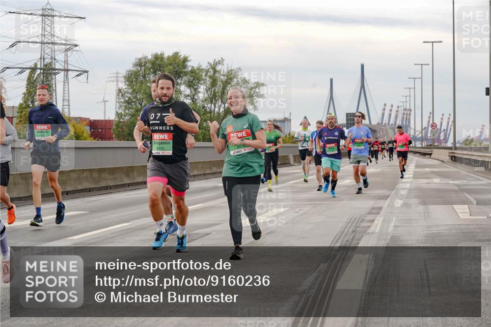 03.10.2025 - Köhlbrandbrückenlauf Michael Burmester http://msf.ph/oto/9160236 03.10.2025 15:51:24 Position 3 07, 9405, 9618 meine-sportfotos.de