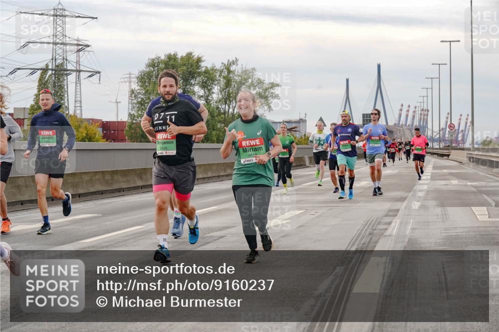 03.10.2025 - Köhlbrandbrückenlauf Michael Burmester http://msf.ph/oto/9160237 03.10.2025 15:51:24 Position 3 7466, 0711, 9405, 9618 meine-sportfotos.de