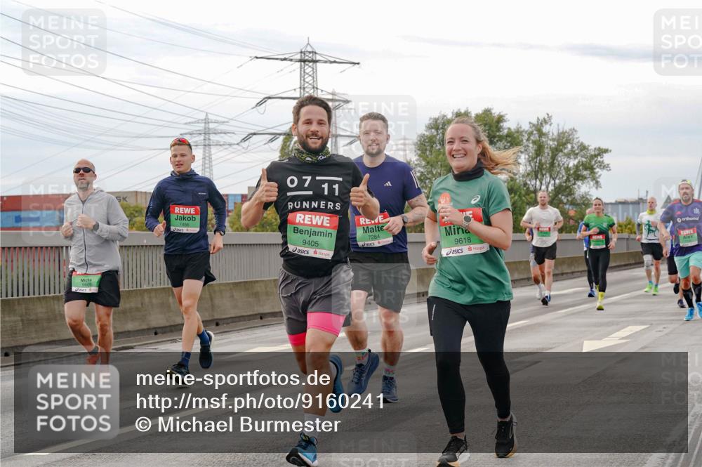 03.10.2025 - Köhlbrandbrückenlauf Michael Burmester http://msf.ph/oto/9160241 03.10.2025 15:51:25 Position 3 9669, 7466, 07, 11, 9405, 7284, 9618 meine-sportfotos.de