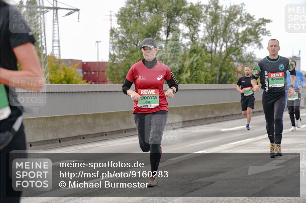 03.10.2025 - Köhlbrandbrückenlauf Michael Burmester http://msf.ph/oto/9160283 03.10.2025 15:51:45 Position 3 7207, 92, 7611 meine-sportfotos.de