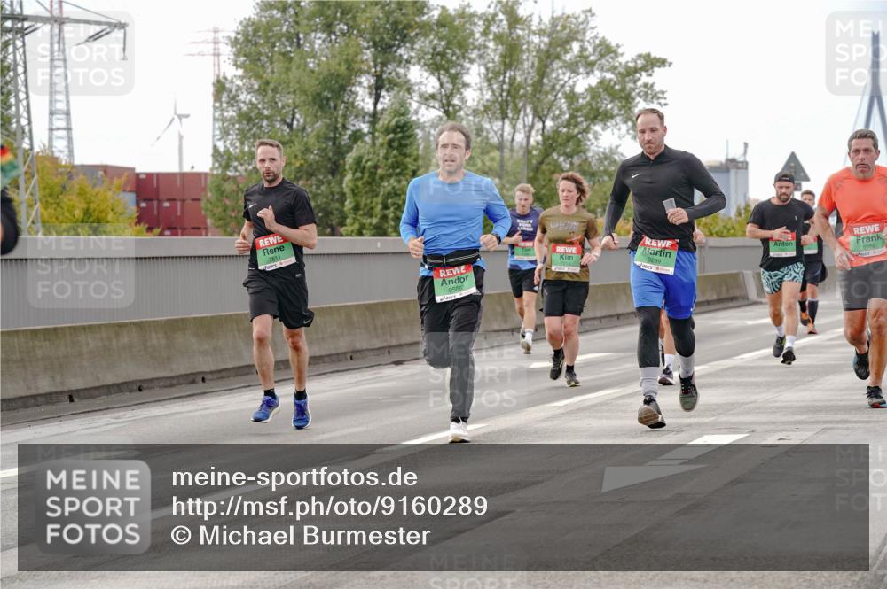 03.10.2025 - Köhlbrandbrückenlauf Michael Burmester http://msf.ph/oto/9160289 03.10.2025 15:51:48 Position 3 7811, 9566, 9299, 8886 meine-sportfotos.de