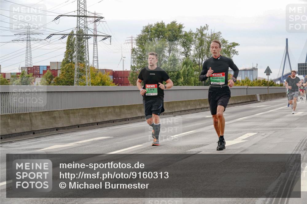 03.10.2025 - Köhlbrandbrückenlauf Michael Burmester http://msf.ph/oto/9160313 03.10.2025 15:51:59 Position 3 7780, 7168 meine-sportfotos.de
