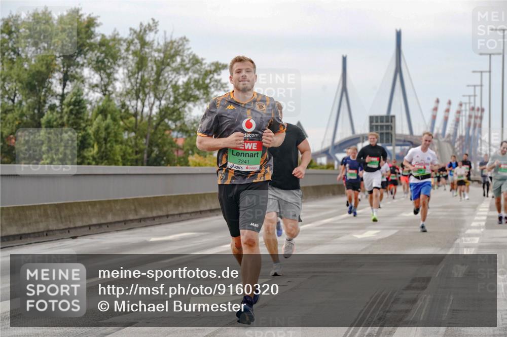 03.10.2025 - Köhlbrandbrückenlauf Michael Burmester http://msf.ph/oto/9160320 03.10.2025 15:52:05 Position 3 7241 meine-sportfotos.de