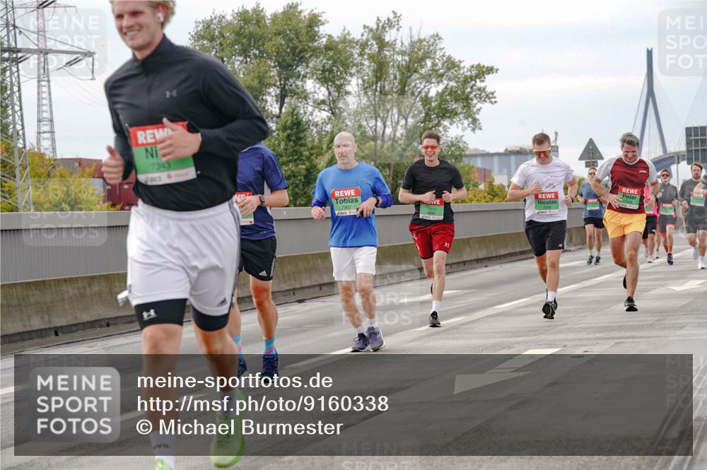 03.10.2025 - Köhlbrandbrückenlauf Michael Burmester http://msf.ph/oto/9160338 03.10.2025 15:52:16 Position 3 7343, 7302 meine-sportfotos.de