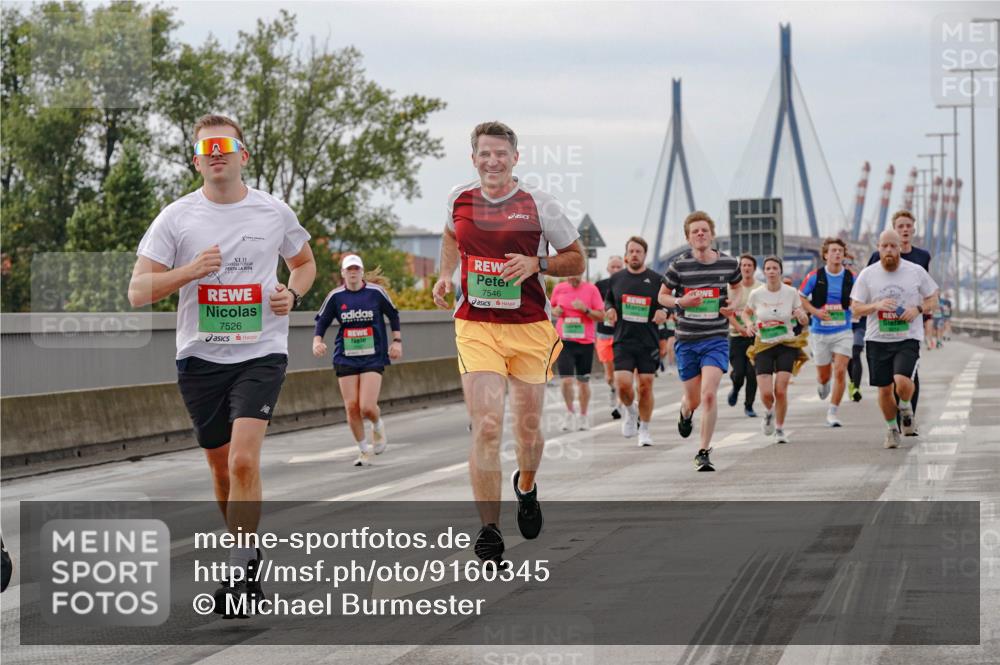 03.10.2025 - Köhlbrandbrückenlauf Michael Burmester http://msf.ph/oto/9160345 03.10.2025 15:52:20 Position 3 7546, 7526 meine-sportfotos.de