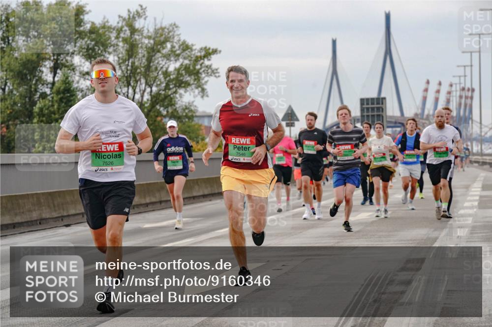 03.10.2025 - Köhlbrandbrückenlauf Michael Burmester http://msf.ph/oto/9160346 03.10.2025 15:52:20 Position 3 7526, 7546 meine-sportfotos.de