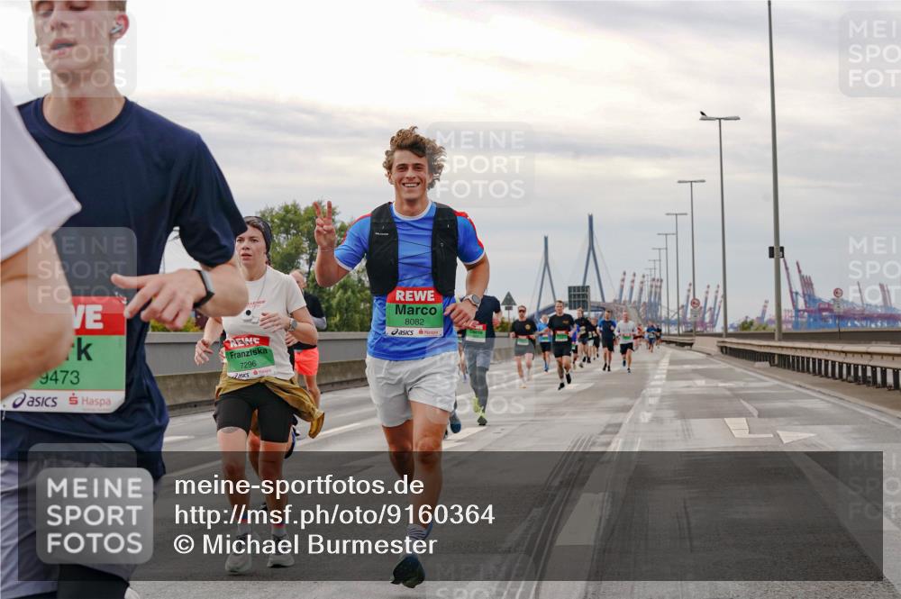 03.10.2025 - Köhlbrandbrückenlauf Michael Burmester http://msf.ph/oto/9160364 03.10.2025 15:52:29 Position 3 9473, 7296, 8082 meine-sportfotos.de