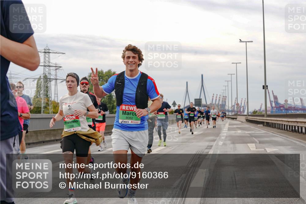 03.10.2025 - Köhlbrandbrückenlauf Michael Burmester http://msf.ph/oto/9160366 03.10.2025 15:52:29 Position 3 7296, 8082 meine-sportfotos.de