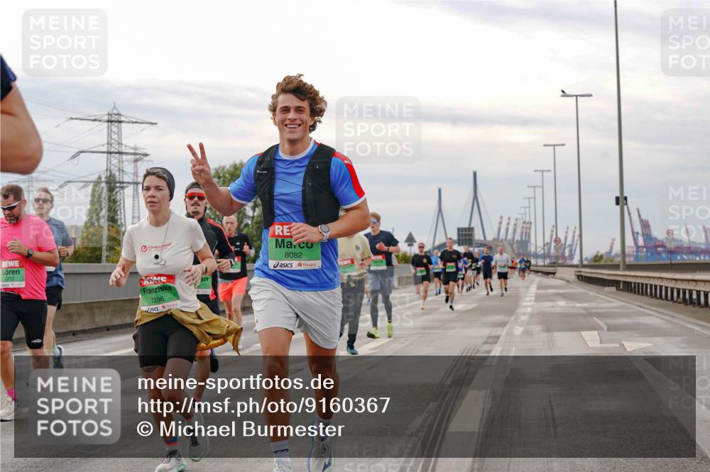 03.10.2025 - Köhlbrandbrückenlauf Michael Burmester http://msf.ph/oto/9160367 03.10.2025 15:52:29 Position 3 7772, 7296, 8082 meine-sportfotos.de