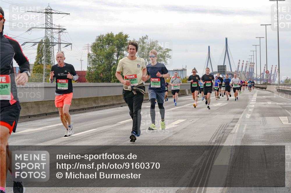 03.10.2025 - Köhlbrandbrückenlauf Michael Burmester http://msf.ph/oto/9160370 03.10.2025 15:52:31 Position 3 9483 meine-sportfotos.de