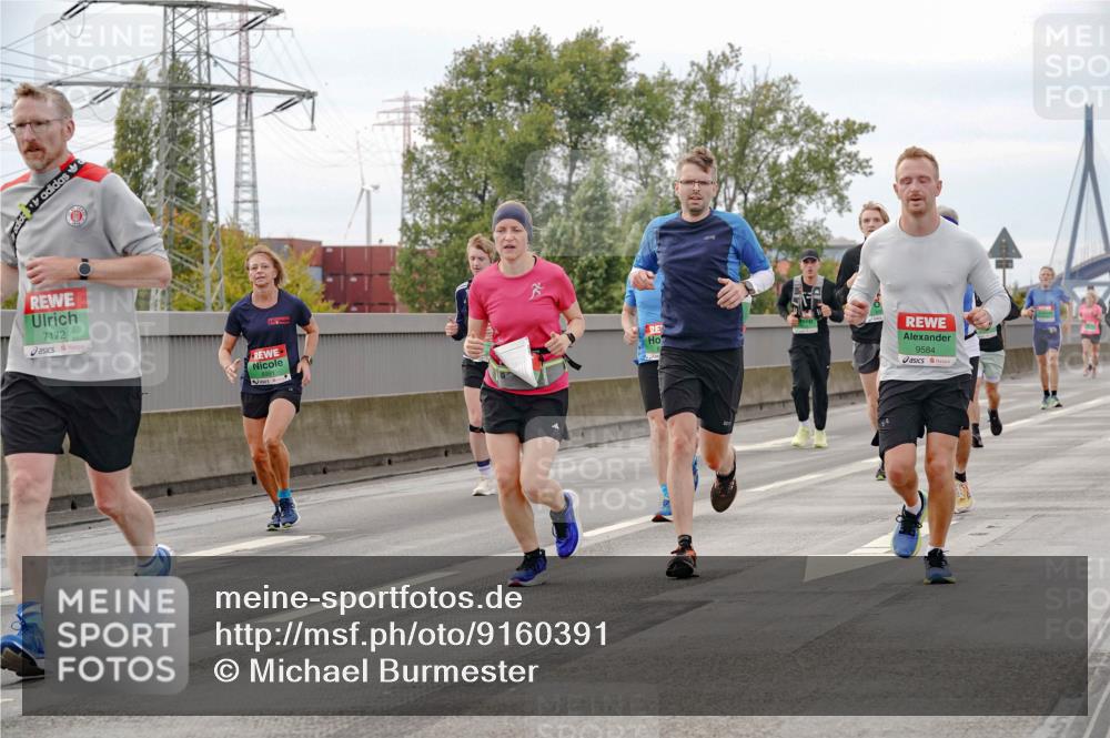 03.10.2025 - Köhlbrandbrückenlauf Michael Burmester http://msf.ph/oto/9160391 03.10.2025 15:52:39 Position 3 7172, 8991, 9584 meine-sportfotos.de