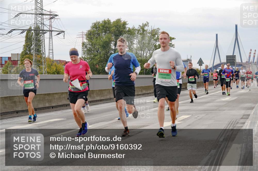 03.10.2025 - Köhlbrandbrückenlauf Michael Burmester http://msf.ph/oto/9160392 03.10.2025 15:52:40 Position 3 9584 meine-sportfotos.de