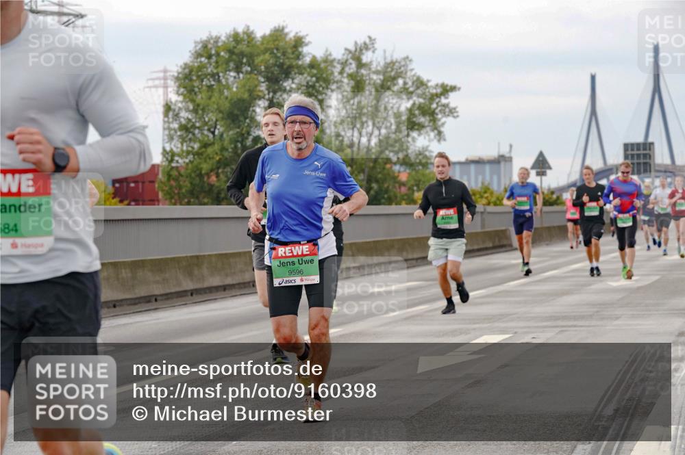 03.10.2025 - Köhlbrandbrückenlauf Michael Burmester http://msf.ph/oto/9160398 03.10.2025 15:52:42 Position 3 584, 9596 meine-sportfotos.de