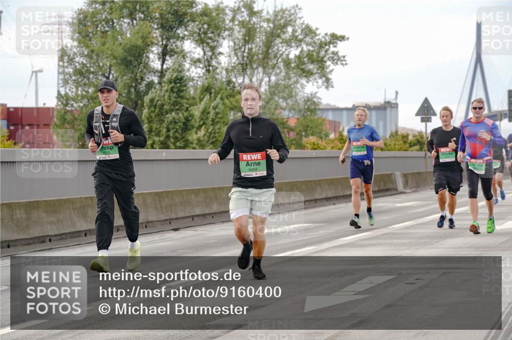 03.10.2025 - Köhlbrandbrückenlauf Michael Burmester http://msf.ph/oto/9160400 03.10.2025 15:52:44 Position 3 9489 meine-sportfotos.de