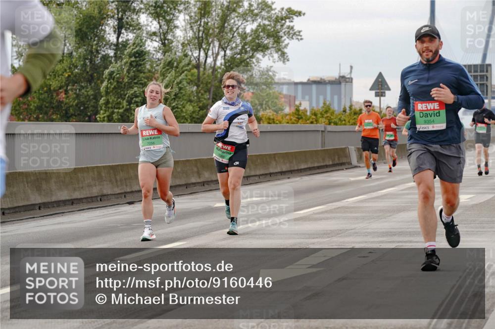 03.10.2025 - Köhlbrandbrückenlauf Michael Burmester http://msf.ph/oto/9160446 03.10.2025 15:53:05 Position 3 7056, 4, 9354 meine-sportfotos.de