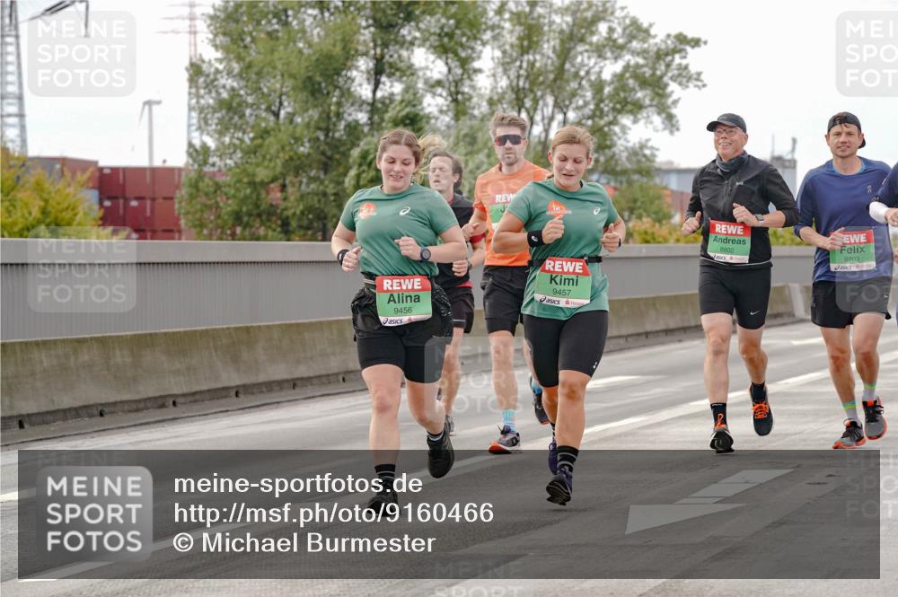 03.10.2025 - Köhlbrandbrückenlauf Michael Burmester http://msf.ph/oto/9160466 03.10.2025 15:53:16 Position 3 9456, 9457, 8802, 8803 meine-sportfotos.de