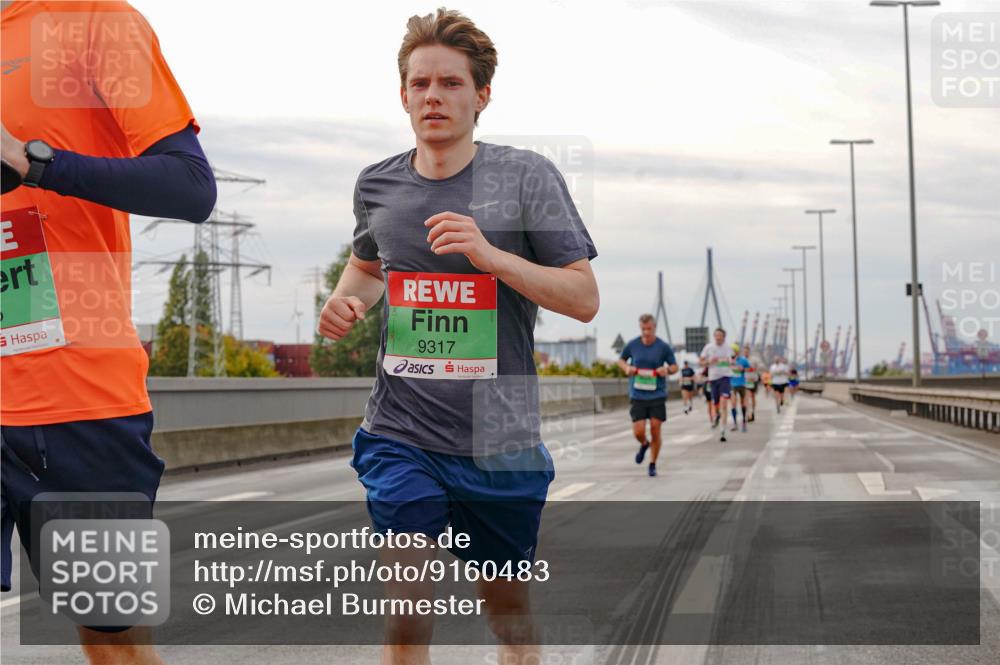 03.10.2025 - Köhlbrandbrückenlauf Michael Burmester http://msf.ph/oto/9160483 03.10.2025 15:53:22 Position 3 9317 meine-sportfotos.de