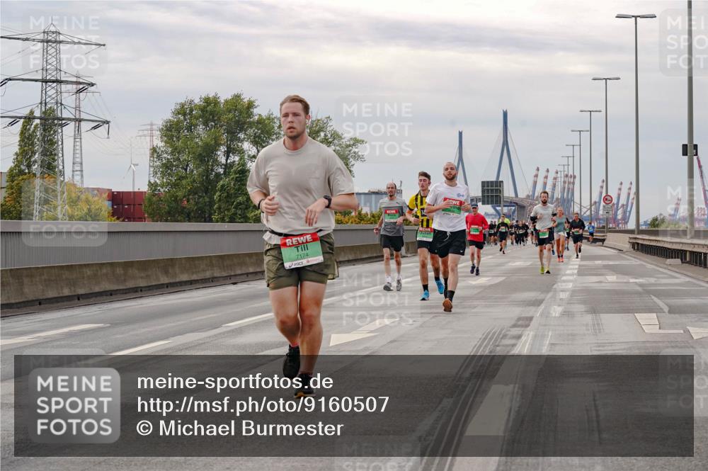 03.10.2025 - Köhlbrandbrückenlauf Michael Burmester http://msf.ph/oto/9160507 03.10.2025 15:53:35 Position 3 7174 meine-sportfotos.de
