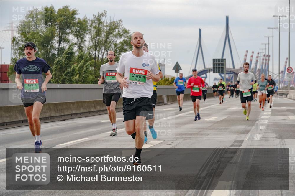 03.10.2025 - Köhlbrandbrückenlauf Michael Burmester http://msf.ph/oto/9160511 03.10.2025 15:53:38 Position 3 8026, 8539 meine-sportfotos.de