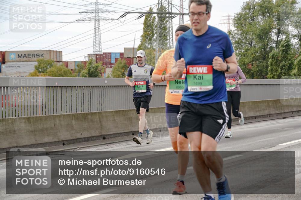 03.10.2025 - Köhlbrandbrückenlauf Michael Burmester http://msf.ph/oto/9160546 03.10.2025 15:53:55 Position 3 9096, 8965, 7499 meine-sportfotos.de